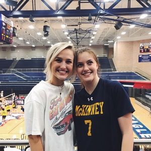 Meet your Posher, Macey